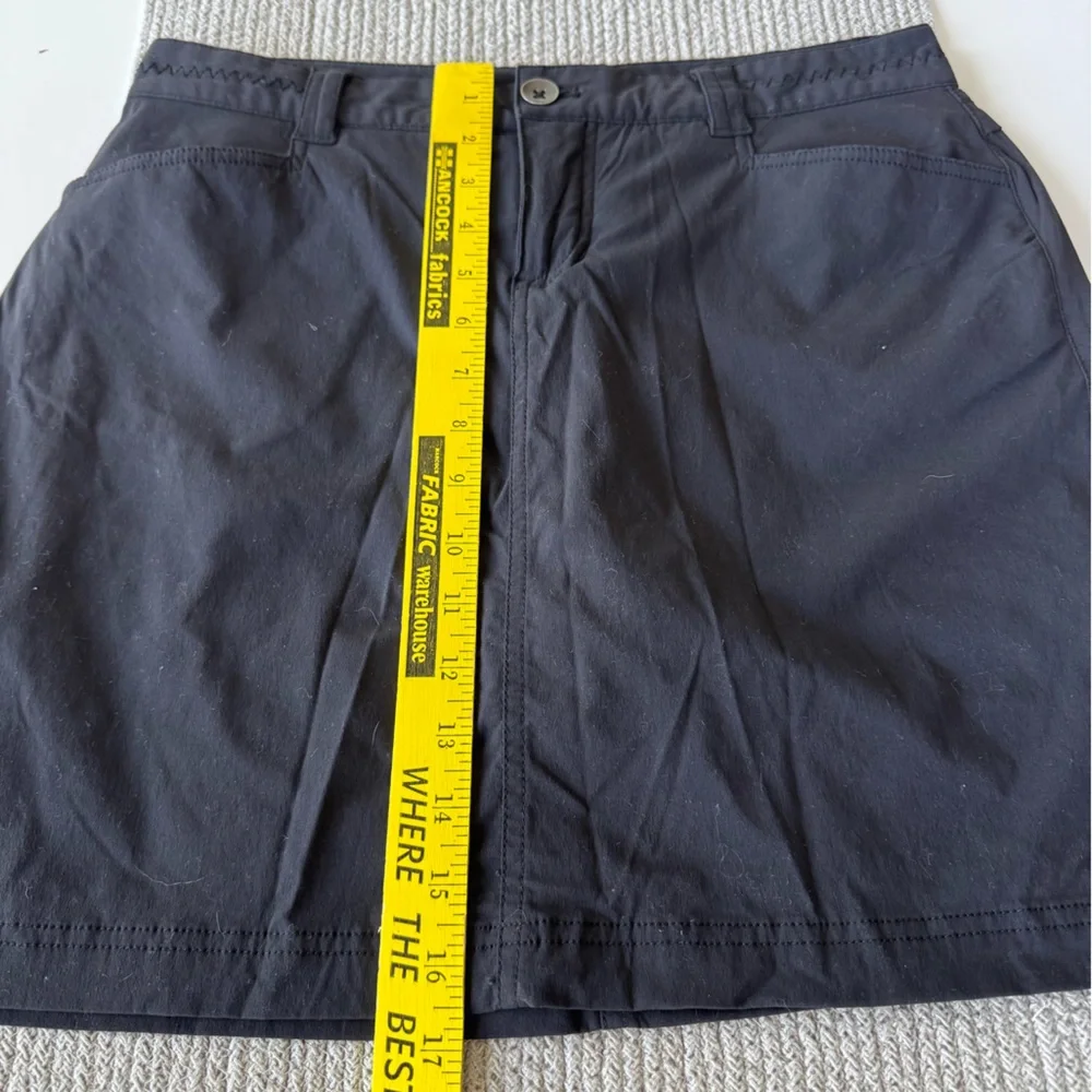 Eddie Bauer Black Adventurer Travex Short Athleisure Travel Nylon Skirt Skort 4